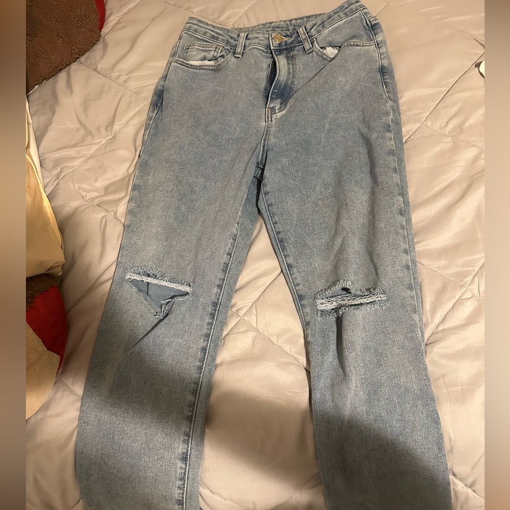 distressed boyfriend jeans
